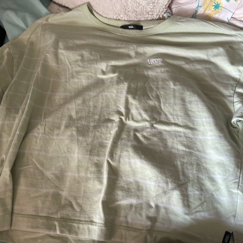 Vans shirt / crop